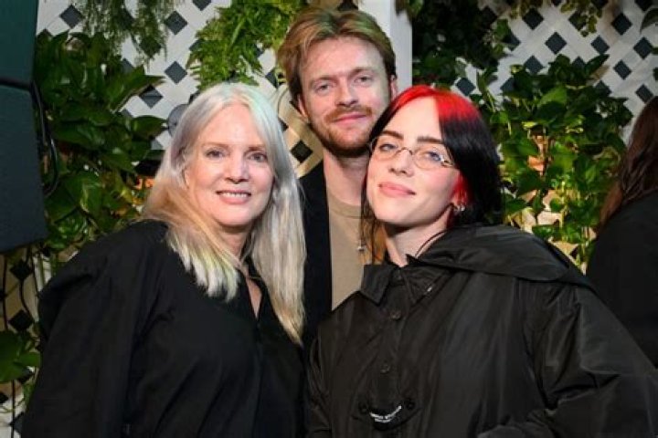 
Billie Eilish’s Parents: who are Patrick O’Connell & Maggie Baird? 