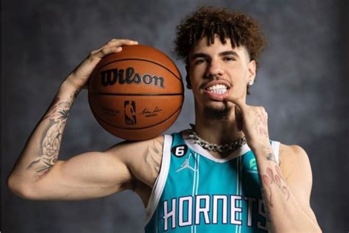 Charlie De Melo Height, Weight, Net Worth, Age, Birthday, Wikipedia, Who, Nationality, Biography