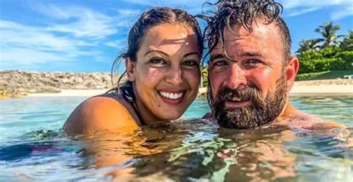 Fred Lewis is Married to Wife: Khara Lewis. Kids.