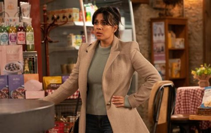 
Is Fiona Wade aka Priya In Emmerdale Pregnant In Real Life? Here Are The Details On What We Know 