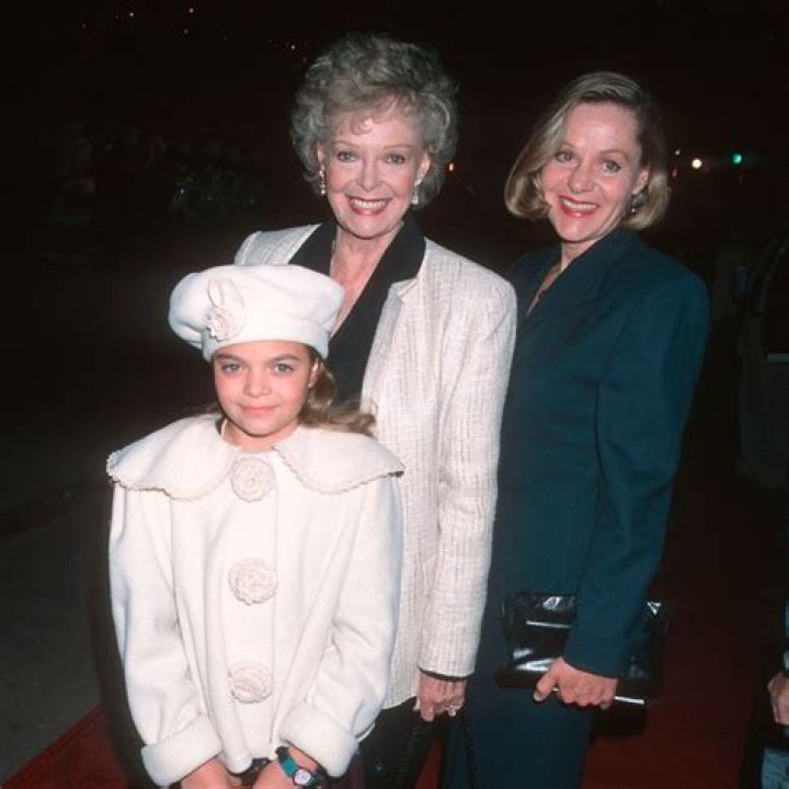 
June Lockhart Wiki Bio, age, net worth, height, daughters.Dead or Alive? 