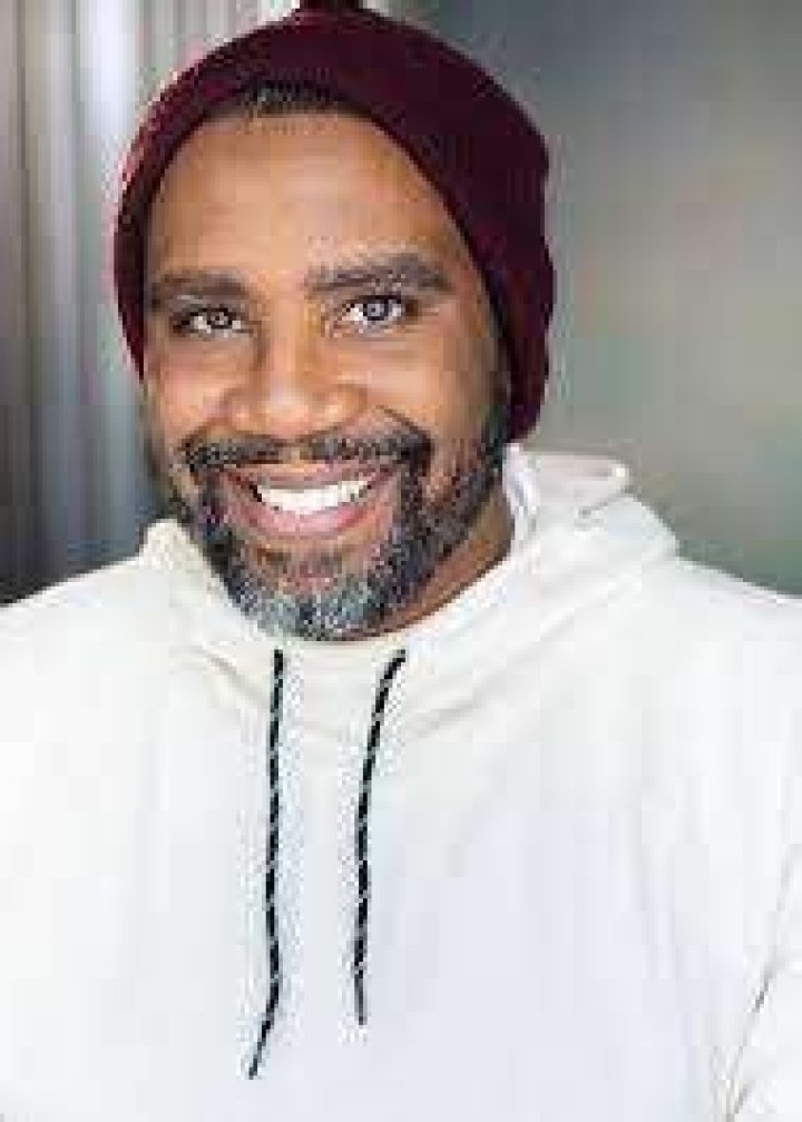 Michael Smallwood Height, Weight, Net Worth, Age, Birthday, Wikipedia, Who, Nationality, Biography