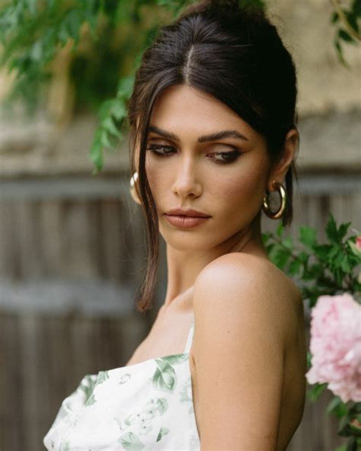 
Victoria Brono Height, Weight, Net Worth, Age, Birthday, Wikipedia, Who, Nationality, Biography 