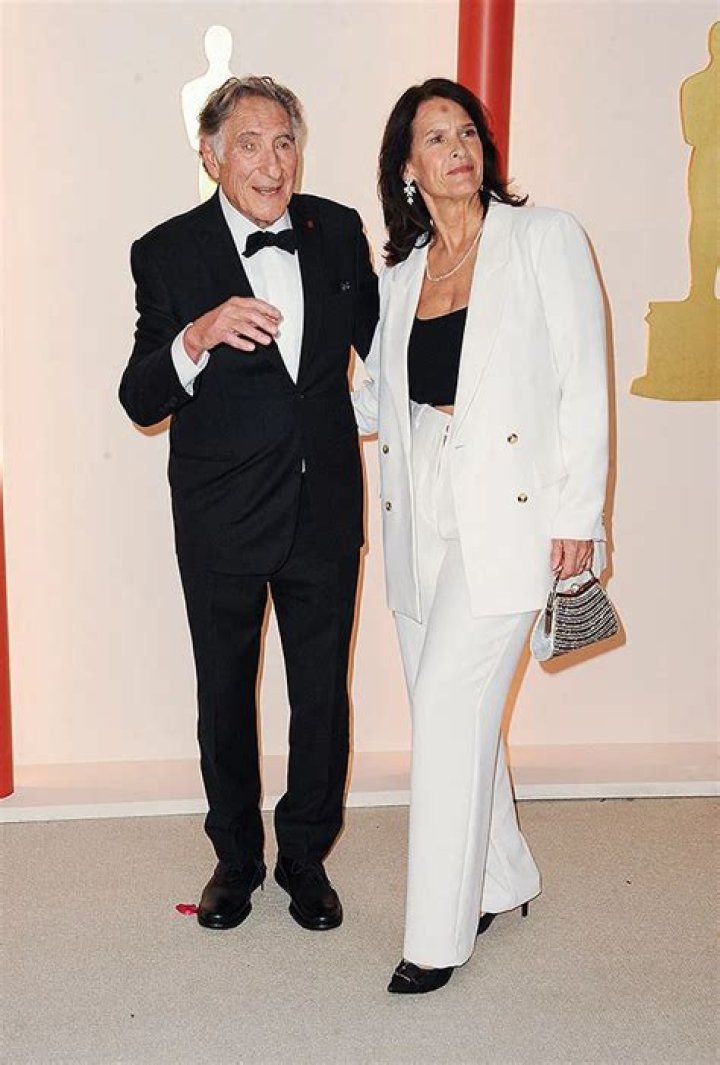 William Katt has been married to his wife, Danielle Hirsch since 1993